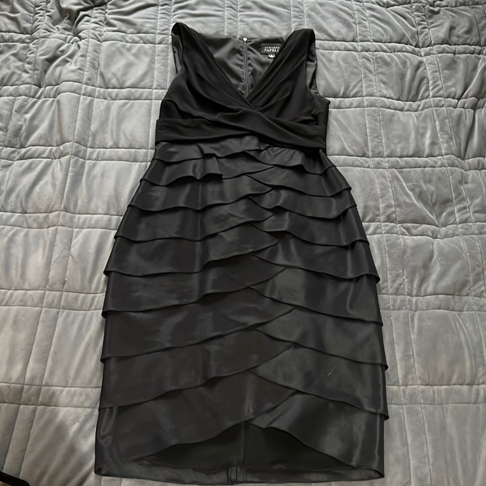 Adriana Papell black empire waist dress size 4
